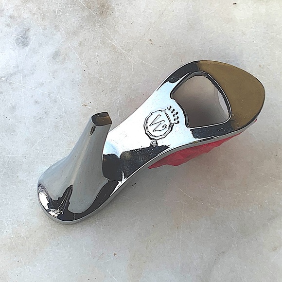 WILD EYE DESIGNS BOTTLE OPENER HIGH HEEL SILVER PINK PATENT PADDED NIB - Picture 6 of 10